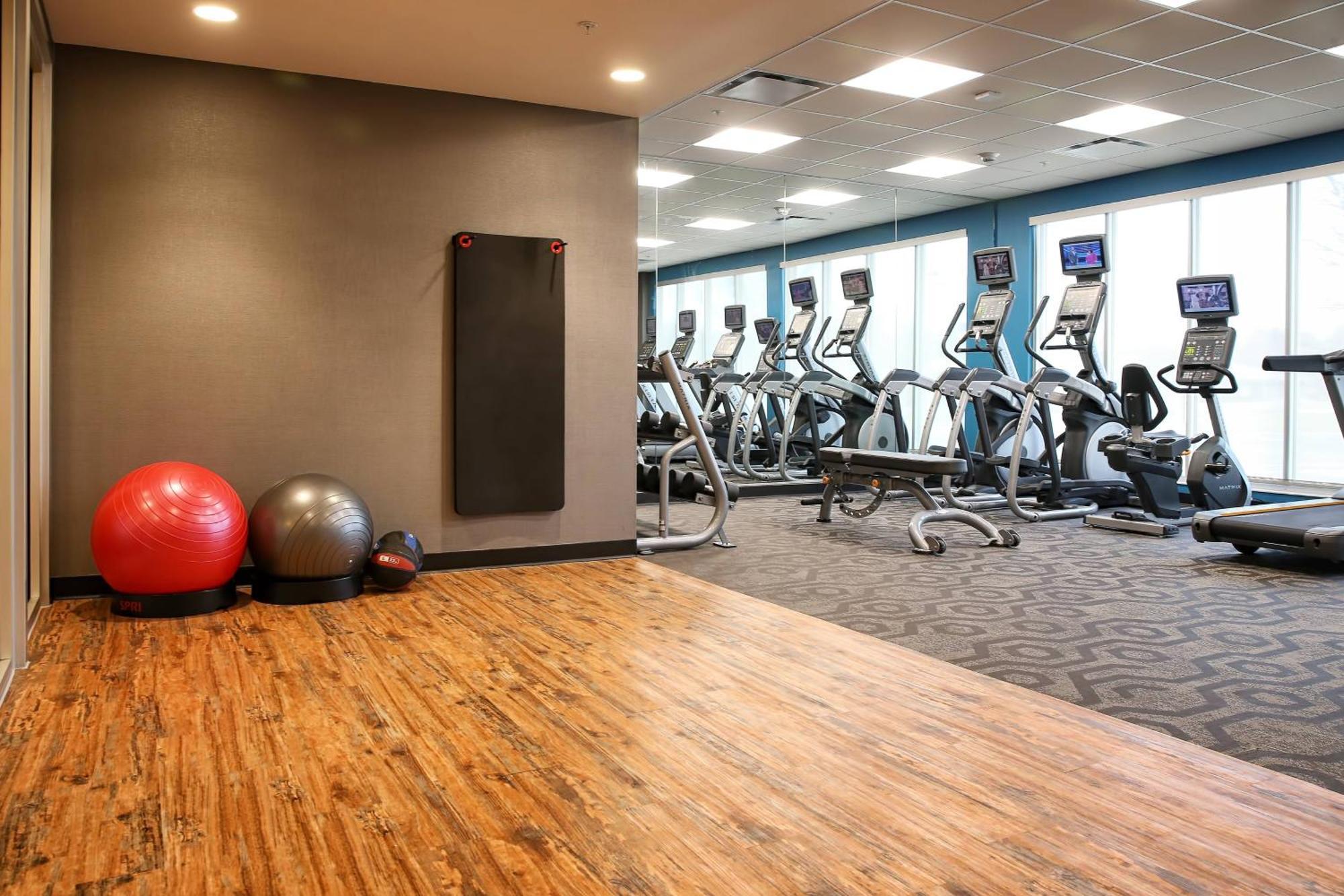 Fairfield Inn & Suites By Marriott Madison Verona Экстерьер фото