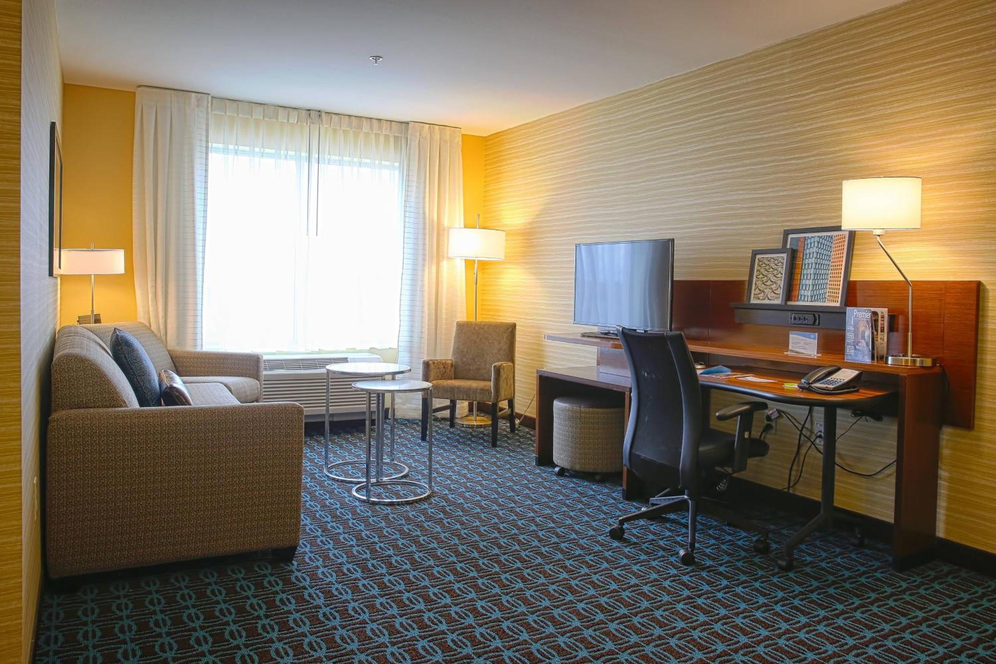 Fairfield Inn & Suites By Marriott Madison Verona Экстерьер фото